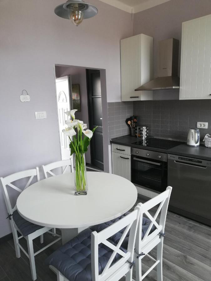 Gray Pearl Apartment Pula Exterior photo